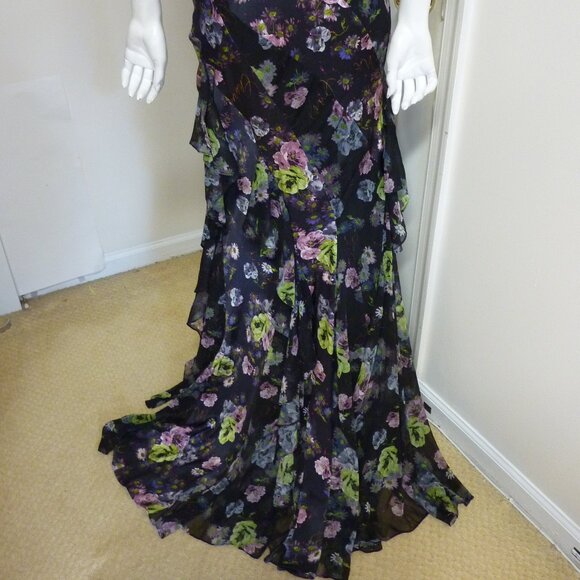 Cinq a Sept Midnight Floral Bloom Isla Gown - Picture 12 of 13